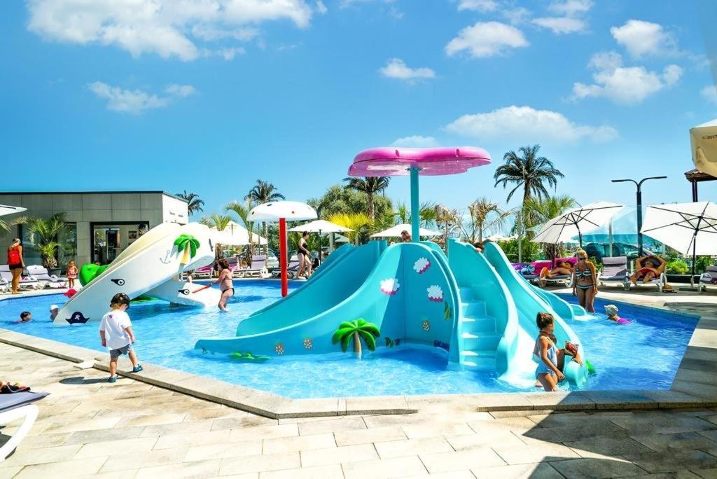 Michael By The Sea - Alezzi Beach Resort Năvodari Εξωτερικό φωτογραφία